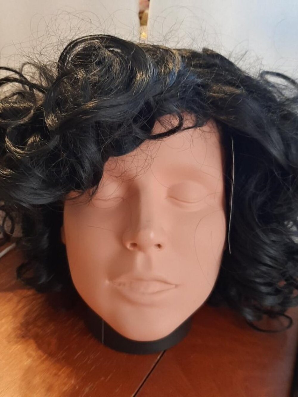 NEW TAG ! Women Queen's Choice Long 17" Inch Curly Wig Black